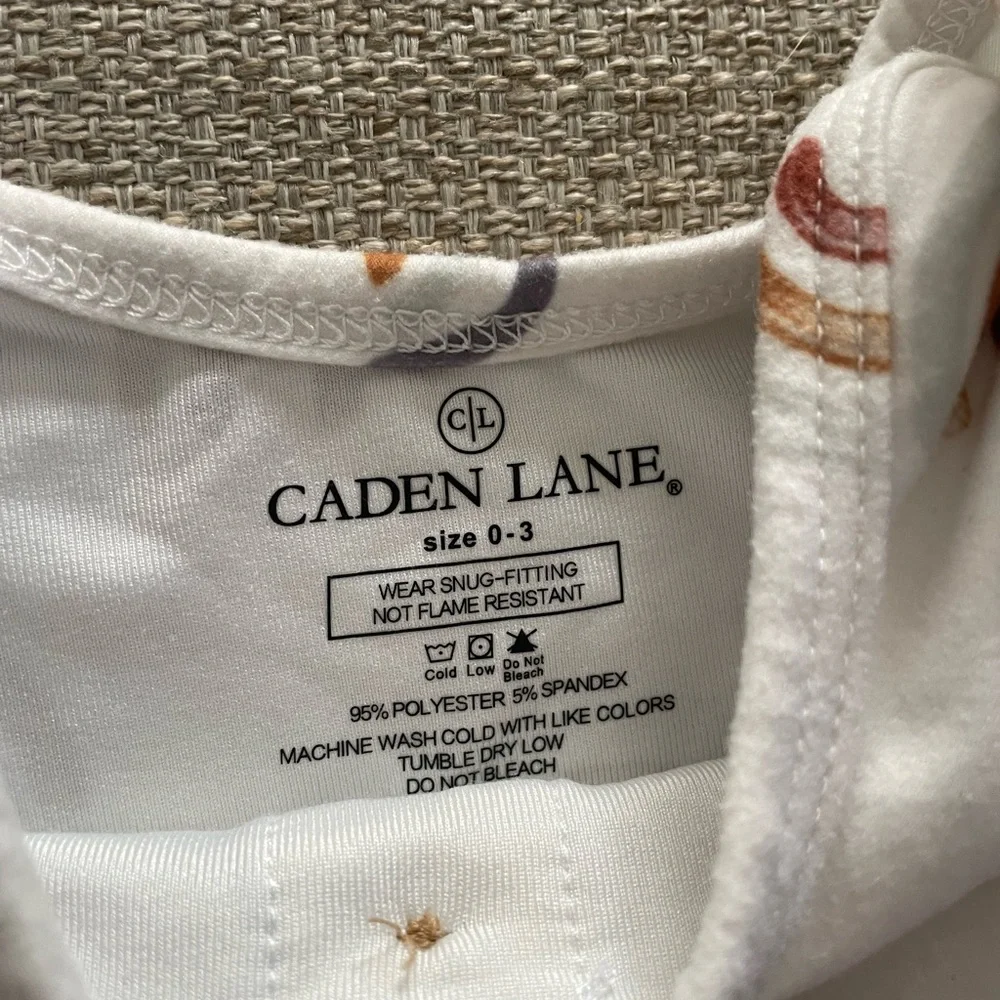 Caden Lane sleep gown and hat set 0-3